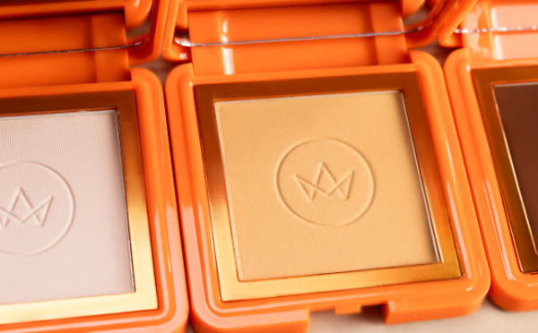 Pó Solto e Pó Compacto: Tudo o que você precisa saber sobre cada um.