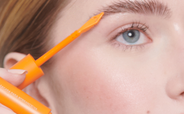 Máscara de sobrancelhas Brow Up: reformulada, maior e melhor! 